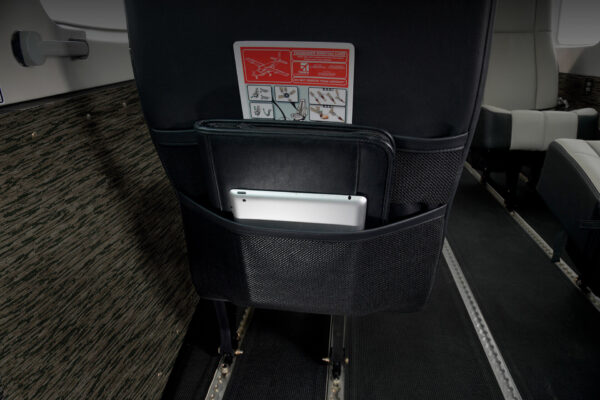 Caravan_interior_03